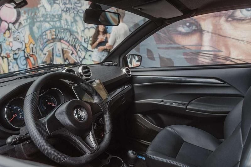 Neu Aixam Coupe Sport 2026 Perlmuttrot Coupé