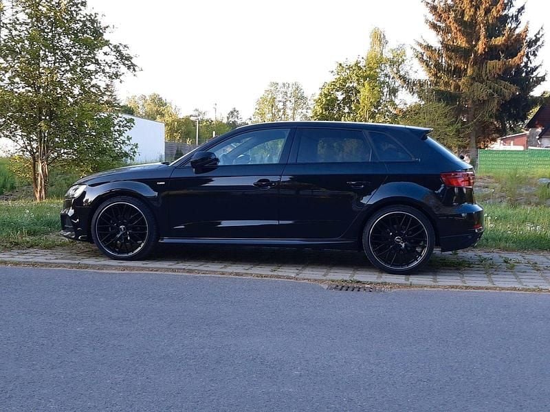Gebraucht Audi A3 S-Line 150 PS (110 kW) 2020 Schwarz Limousine