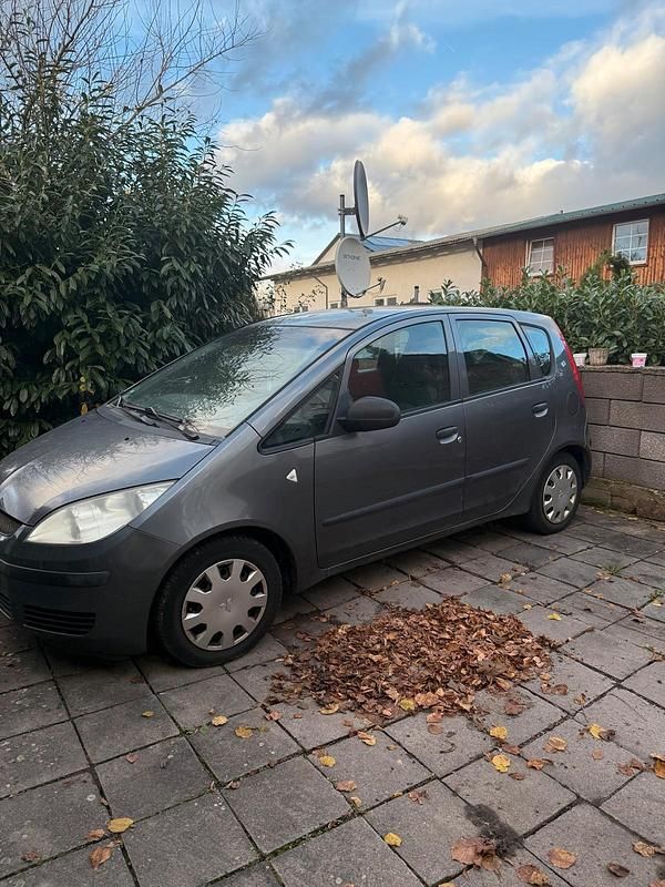 Silber Gebraucht 2004 Mitsubishi Colt Kleinwagen | 2.500 € - Bild 1/4