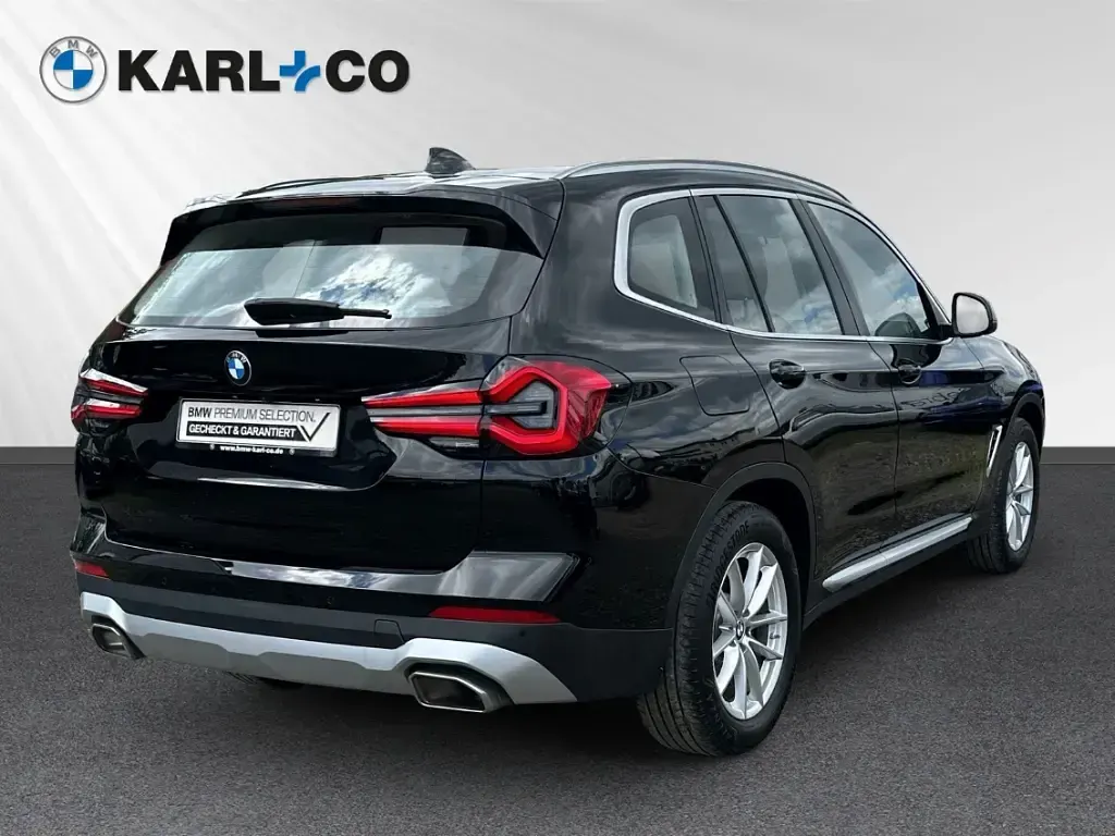Gebraucht BMW X3 Sport Line 190 PS (139 kW) 2024 Schwarz SUV