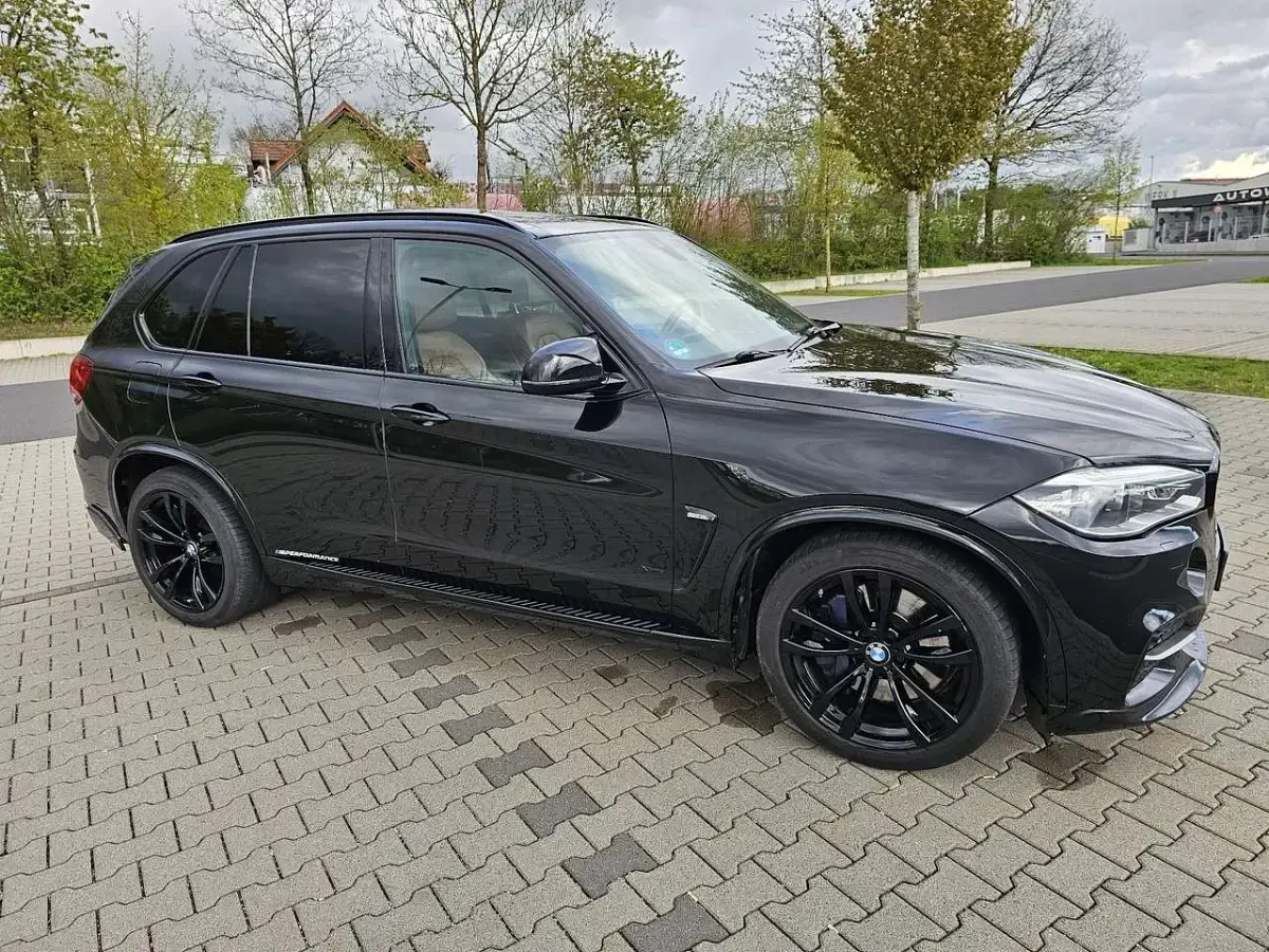 Gebraucht BMW X5 Sport Line 381 PS (280 kW) 2014 SUV