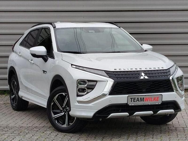 Weiß Gebraucht 2022 Mitsubishi Eclipse Cross SUV | 22.970 € (Fairer Preis) - Bild 1/4