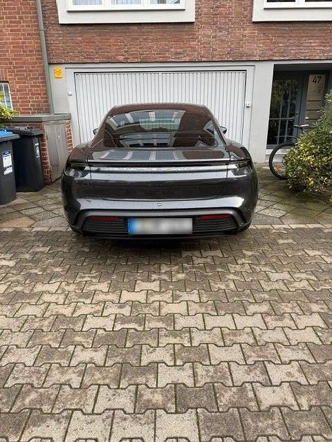 Gebraucht Porsche Taycan 350 kW (476 PS) 2021 Grau Coupé