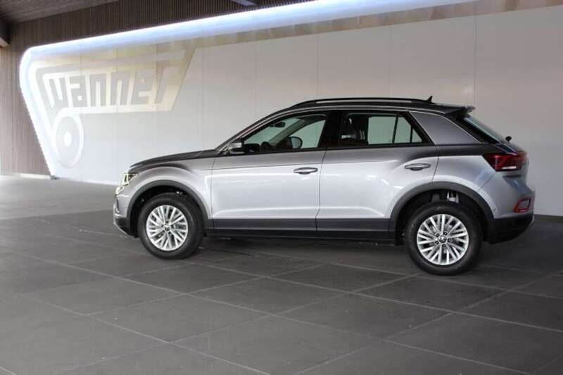 Pyritsilvermetallic Gebraucht 2024 VW T-Roc Life SUV | 24.880 € (Fairer Preis) - Bild 1/4