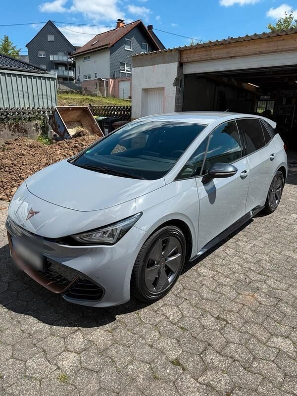 Grau Gebraucht 2022 Cupra Born Kleinwagen | 22.000 € (Superpreis) - Bild 1/4