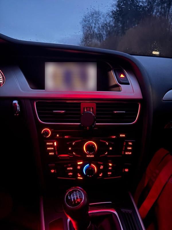 Gebraucht Audi A4 160 PS (117 kW) 2010 Weiß Kombi