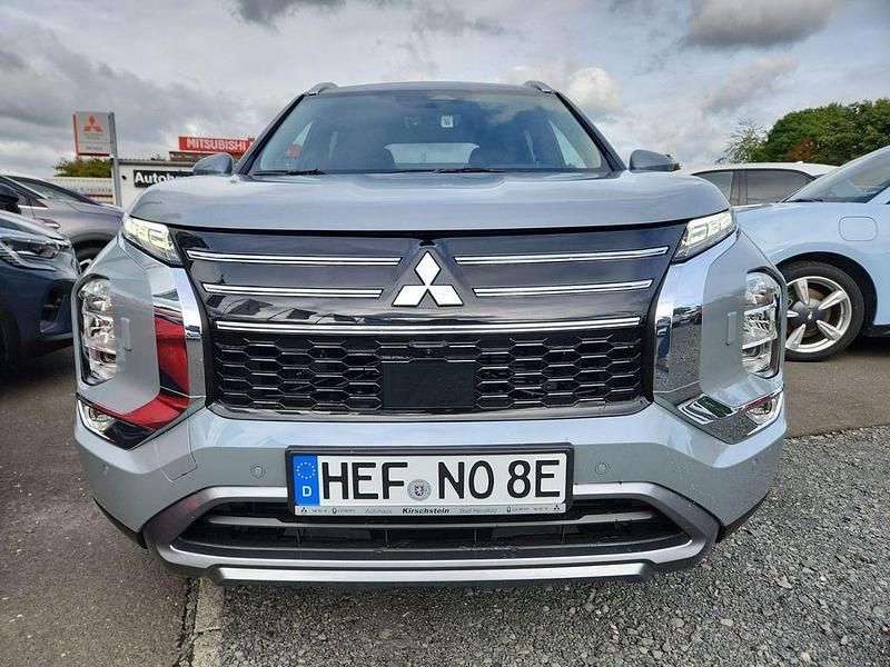 Gebraucht Mitsubishi Outlander P-HEV Intro Edition 306 PS (225 kW) 2025 Grau SUV