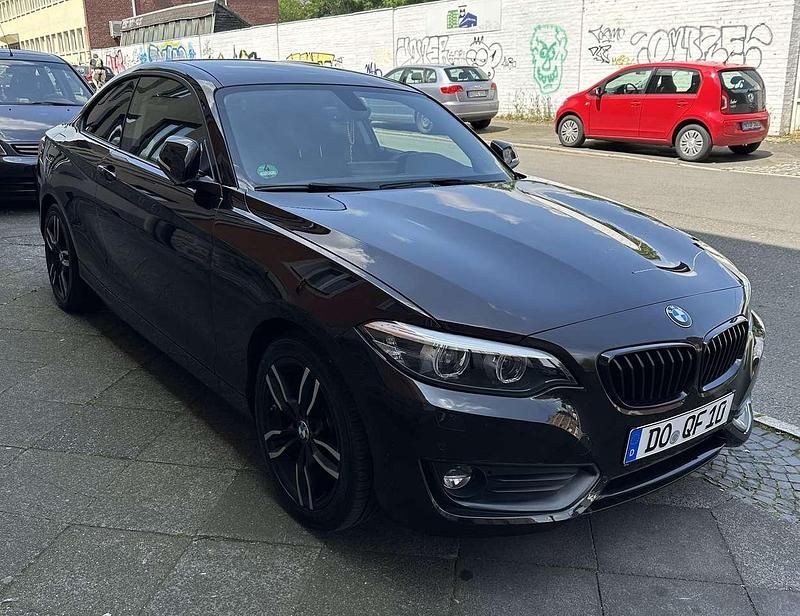 Gebraucht BMW 218 Advantage 150 PS (110 kW) 2017 Braun Coupé