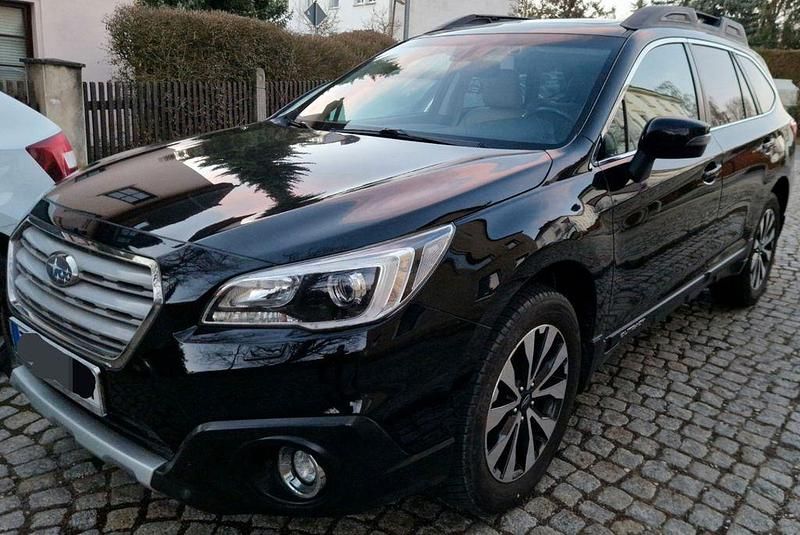 Usata Subaru Outback 175 CV (128 kW) 2017 Nero Station wagon