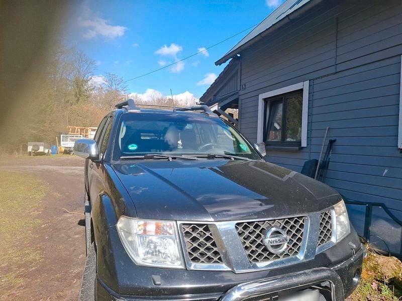 Gebraucht Nissan Navara 175 PS (128 kW) 2008 Schwarz Pickup