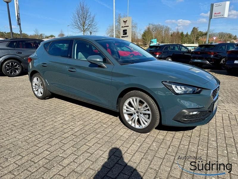 Gebraucht Seat Leon Style 116 PS (85 kW) 2025 Fjordblau Limousine