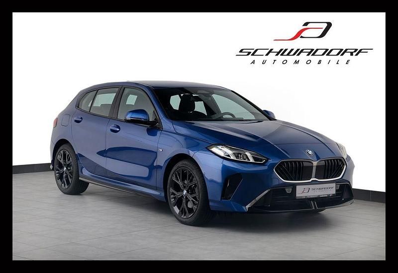 Blau Gebraucht 2024 BMW 120 M Sport Kleinwagen | 34.950 € (Etwas zu teuer) - Bild 1/4