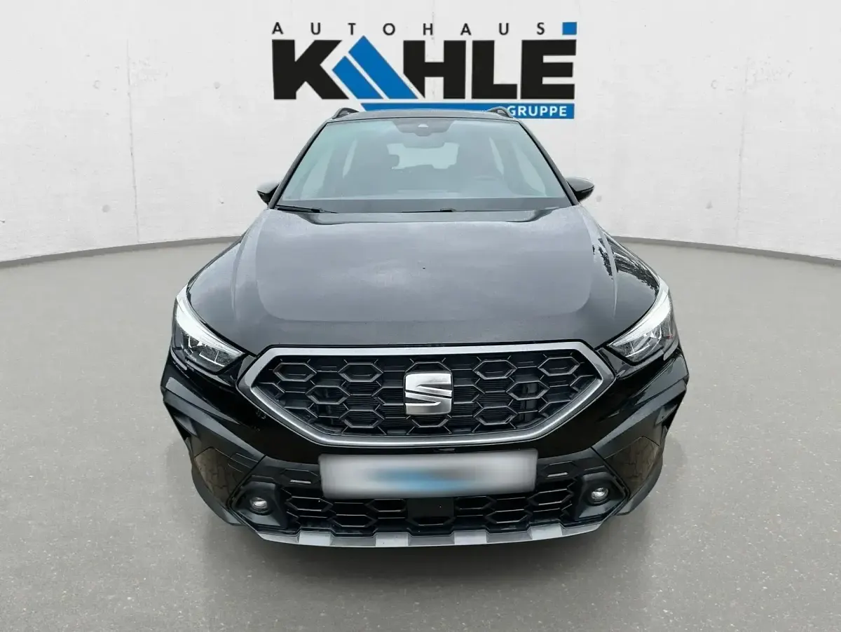 Neu Seat Arona Style 85 PS (62 kW) 2026 Schwarz SUV