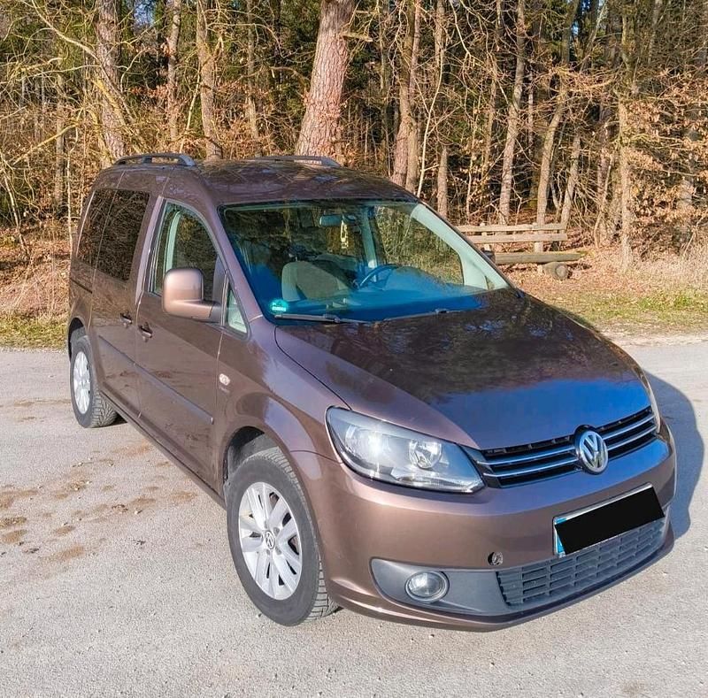 Gebraucht VW Caddy 102 PS (75 kW) 2012 Braun Van / Kleinbus