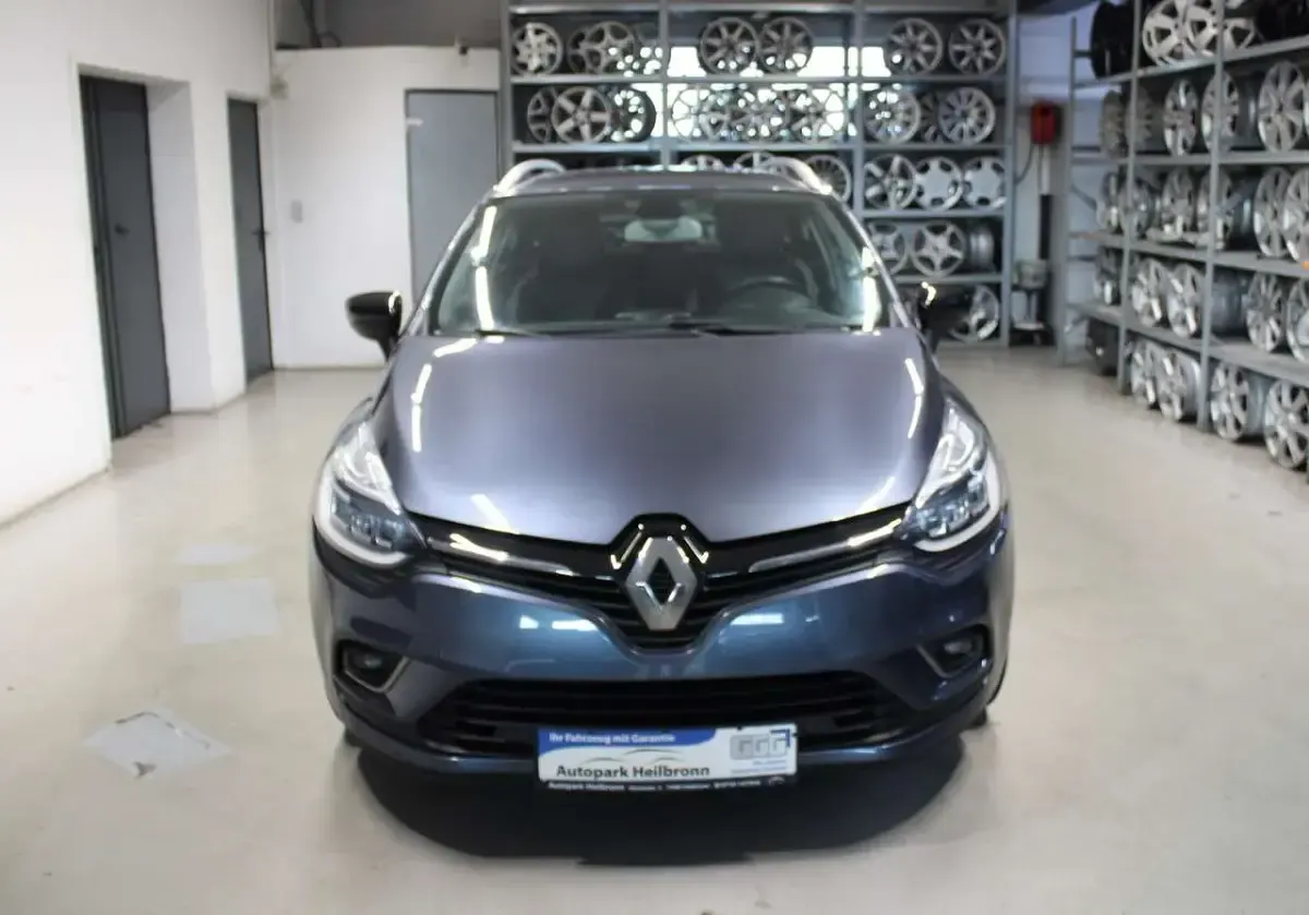 Gebraucht Renault Clio Bose Edition 118 PS (86 kW) 2017 Titangrau Kleinwagen