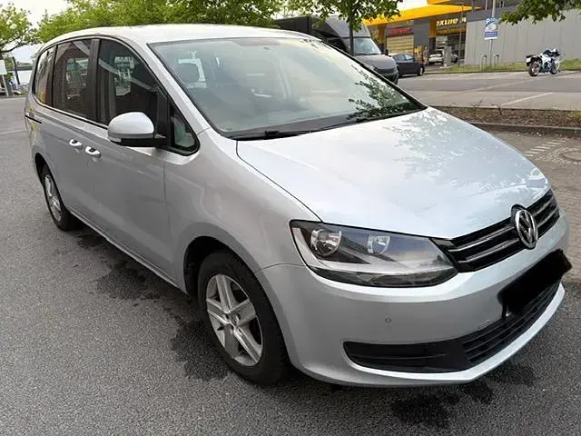 Gebraucht VW Sharan 140 PS (102 kW) 2015 Silber Van / Kleinbus