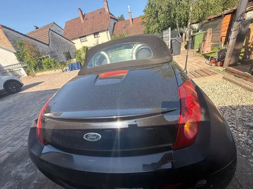 Gebraucht Ford StreetKa 95 PS (69 kW) 2004 Schwarz Cabrio