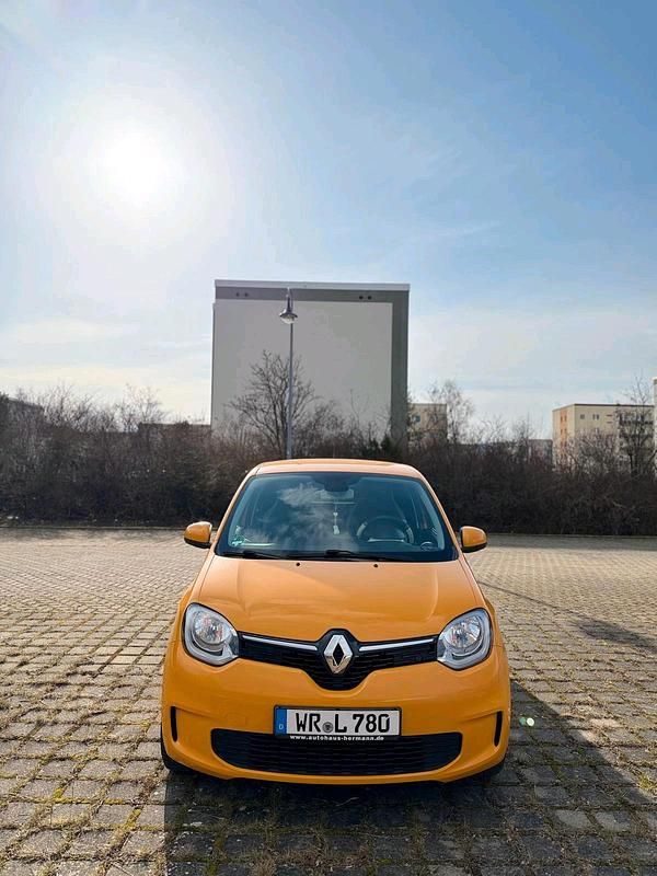 Gebraucht Renault Twingo 65 PS (47 kW) 2019 Gelb Kleinwagen