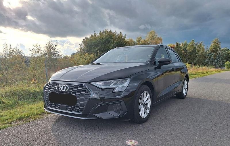 Schwarz Gebraucht 2021 Audi A3 Sportback Limousine | 21.000 € (Guter Preis) - Bild 1/4