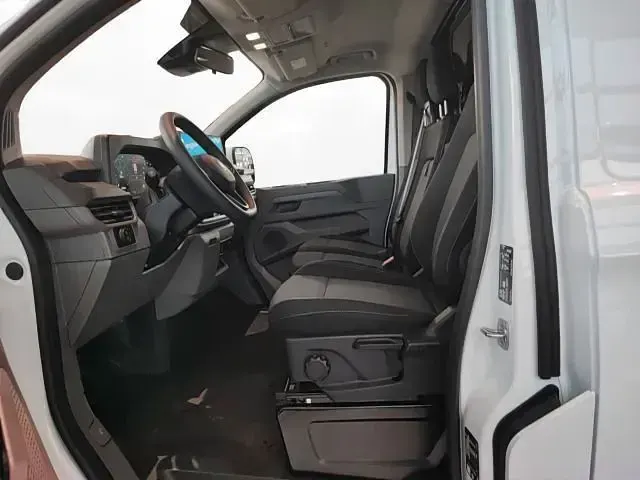 Gebraucht VW T7 150 PS (110 kW) 2025 Weiß Van