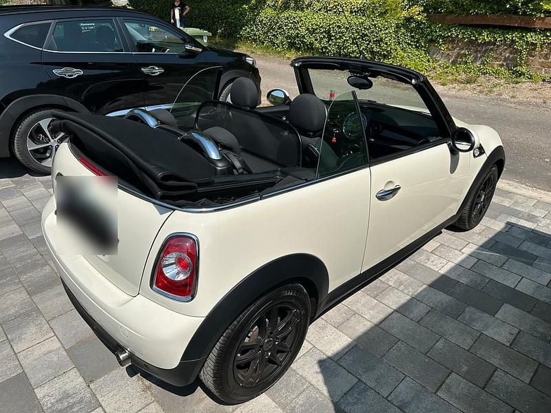 Gebraucht Mini One Cabriolet 98 PS (72 kW) 2015 Weiß Cabrio