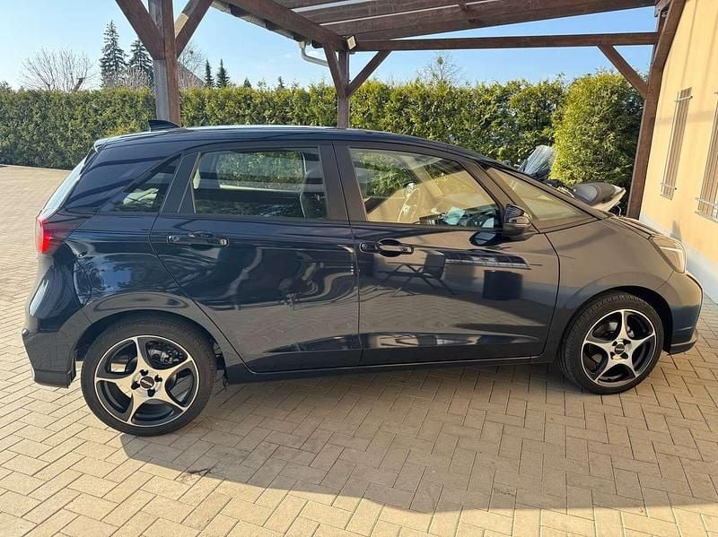Gebraucht Honda Jazz Elegance 107 PS (78 kW) 2025 Midnight blue beam m Kleinwagen
