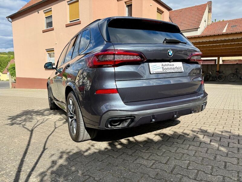 Gebraucht BMW X5 M Sport 340 PS (250 kW) 2022 Grau SUV