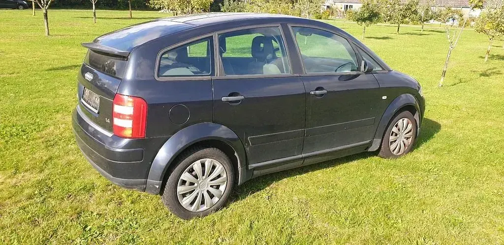 Gebraucht Audi A2 75 PS (55 kW) 2001 Blau Kleinwagen