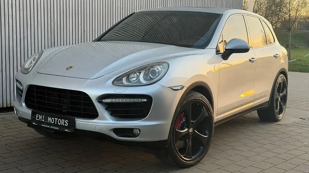 Gebraucht Porsche Cayenne Turbo 500 PS (367 kW) 2011 Silber SUV