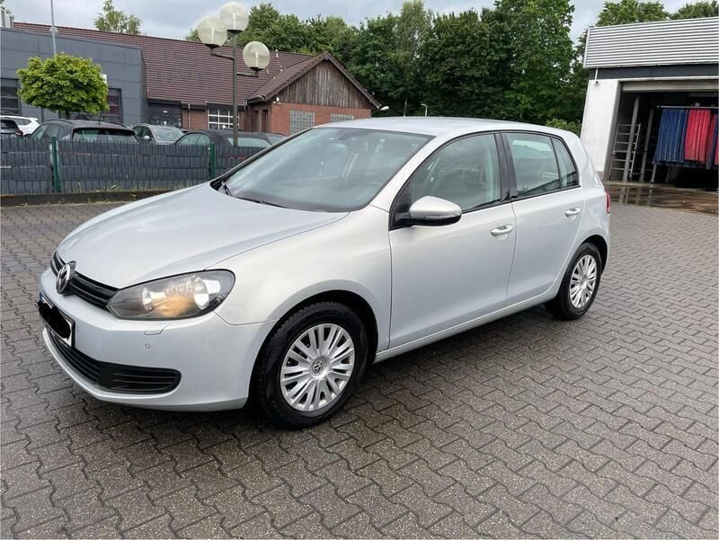 Silber Gebraucht 2012 VW Golf VI Limousine | 3.800 € (Superpreis) - Bild 1/4