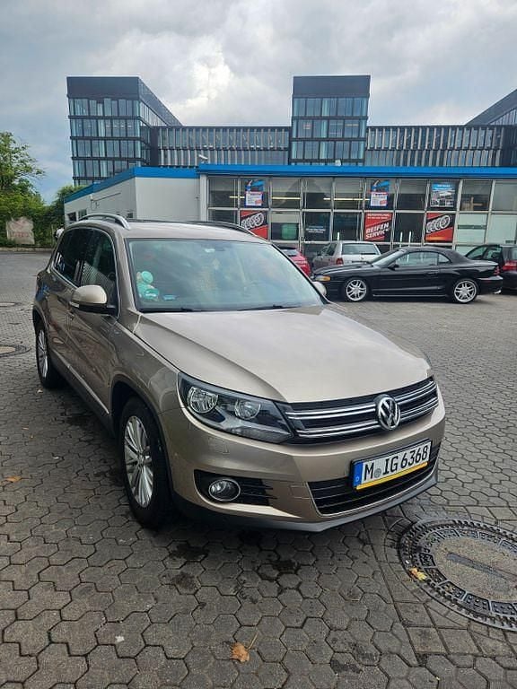 Beige Gebraucht 2014 VW Tiguan Cup SUV | 10.700 € (Fairer Preis) - Bild 1/4