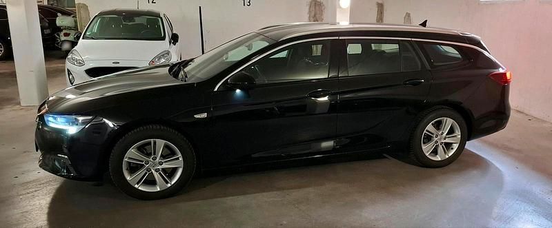 Gebraucht Opel Insignia Elegance 122 PS (89 kW) 2022 Schwarz Kombi