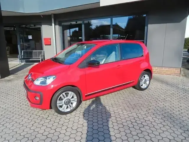 Używany VW up! Beats 75 KM (55 kW) 2017 Czerwony Hatchback
