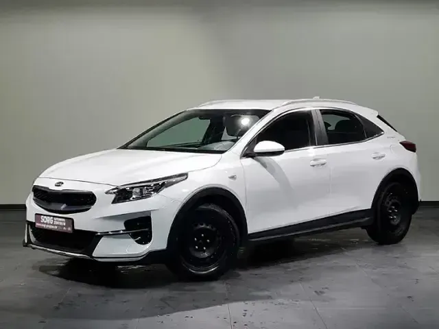 Gebraucht Kia XCeed Vision 140 PS (102 kW) 2020 Weiß, deluxe white metallic SUV