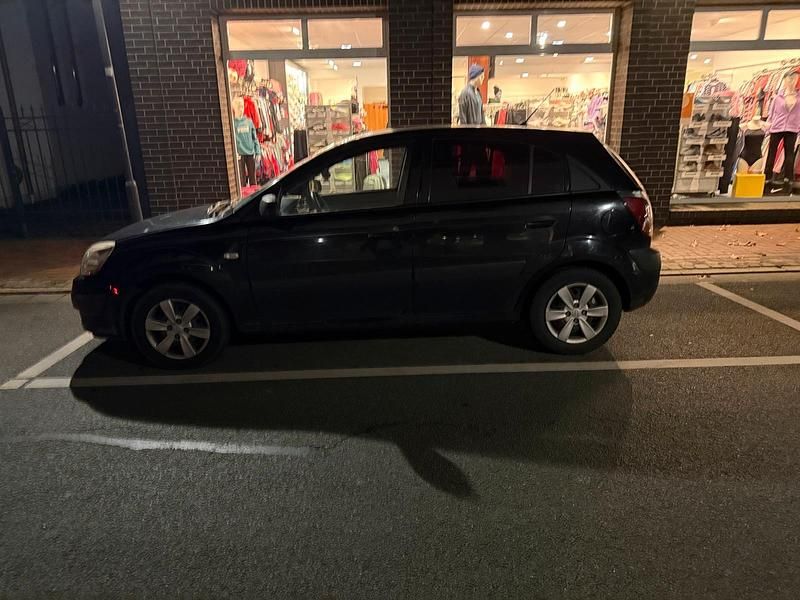 Gebraucht 2009 Kia Rio Kleinwagen | 1.200 € (Superpreis) - Bild 1/4