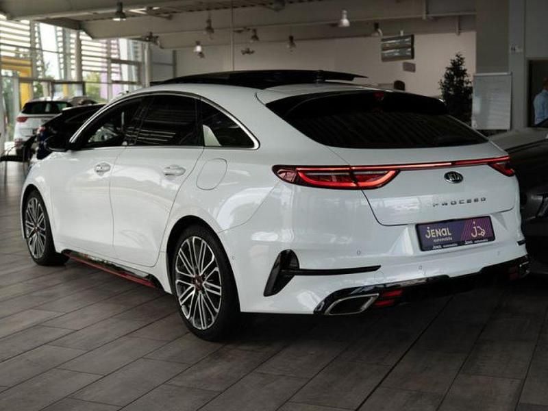 Gebraucht Kia ProCeed GT 204 PS (150 kW) 2021 Deluxe white Kleinwagen