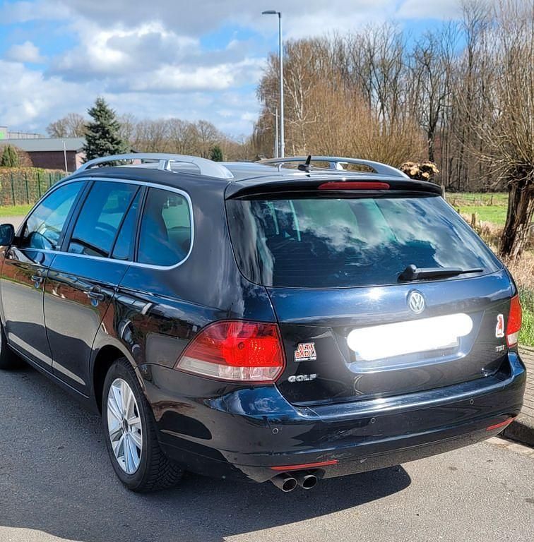 Gebraucht VW Golf VI Style 122 PS (89 kW) 2011 Blau Kleinwagen
