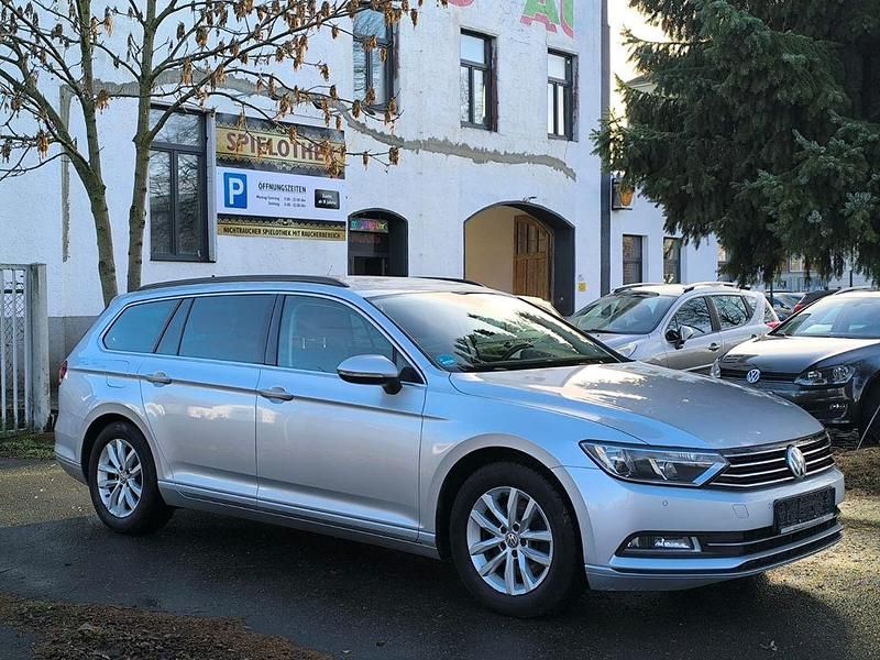 Gebraucht VW Passat Comfortline 150 PS (110 kW) 2015 Silber Kombi