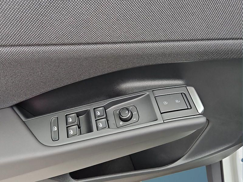 Gebraucht VW T-Roc 150 PS (110 kW) 2025 Weiß SUV