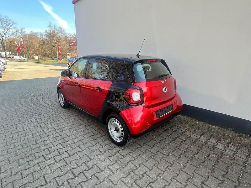 Gebraucht Smart ForFour Basis 71 PS (52 kW) 2017 Rot Kleinwagen