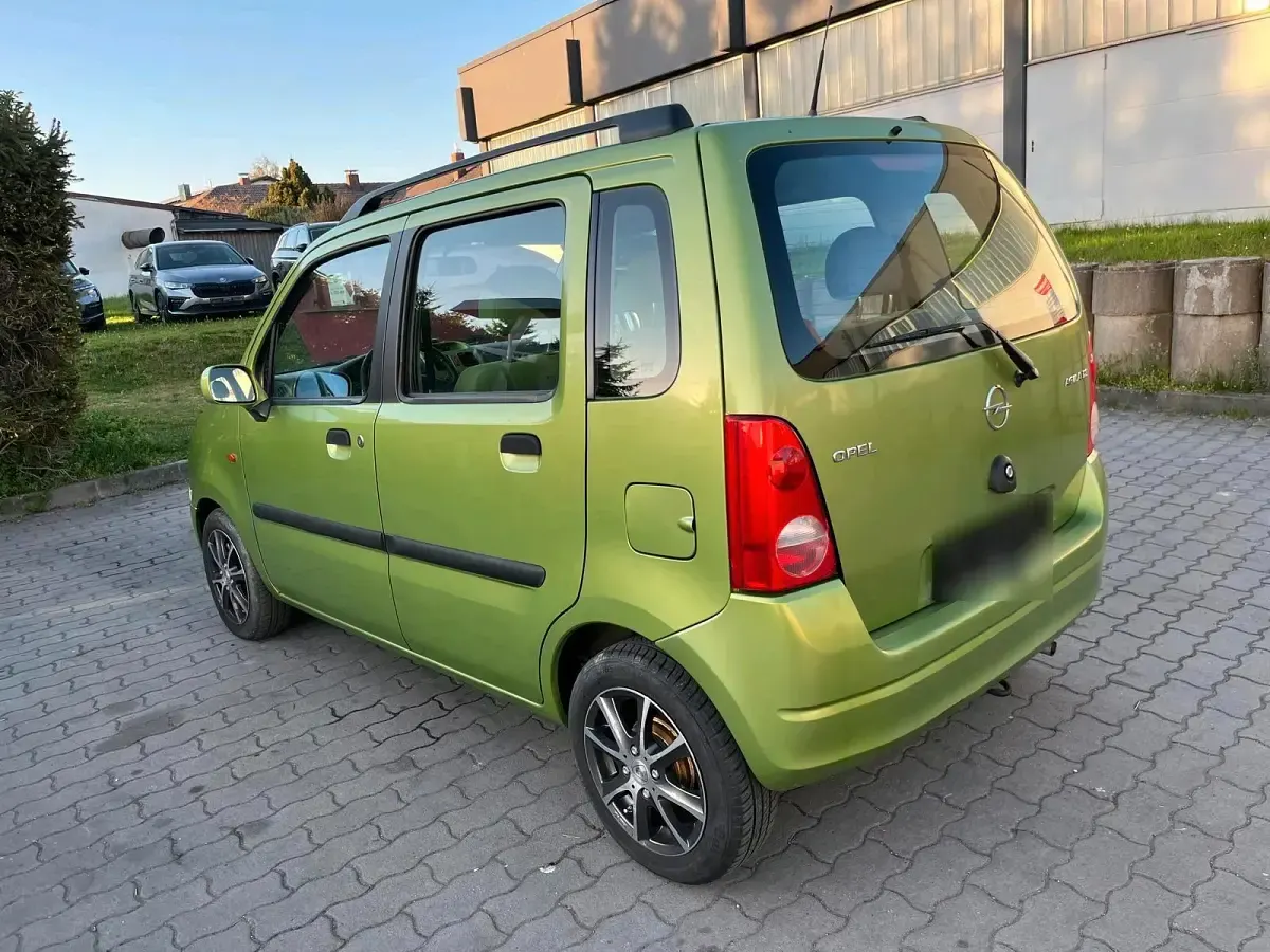 Usata Opel Agila 75 CV (55 kW) 2000 Verde Monovolume