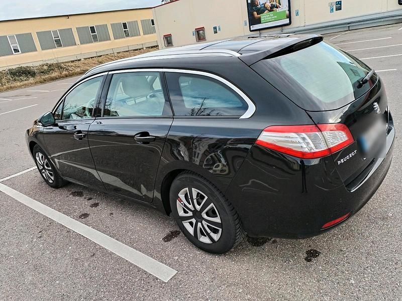 Gebraucht Peugeot 508 SW 140 PS (102 kW) 2012 Schwarz Kombi