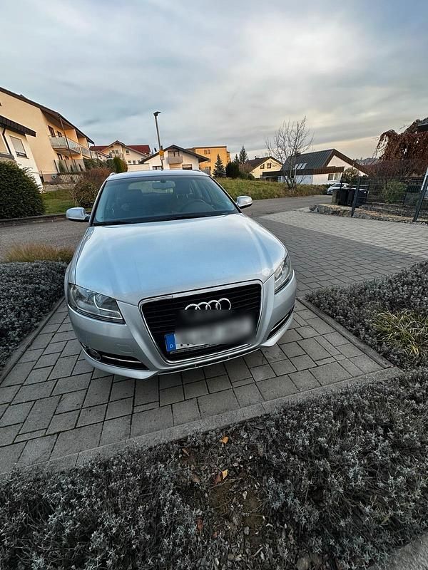 Silber Gebraucht 2012 Audi A3 Limousine | 6.500 € (Fairer Preis) - Bild 1/4