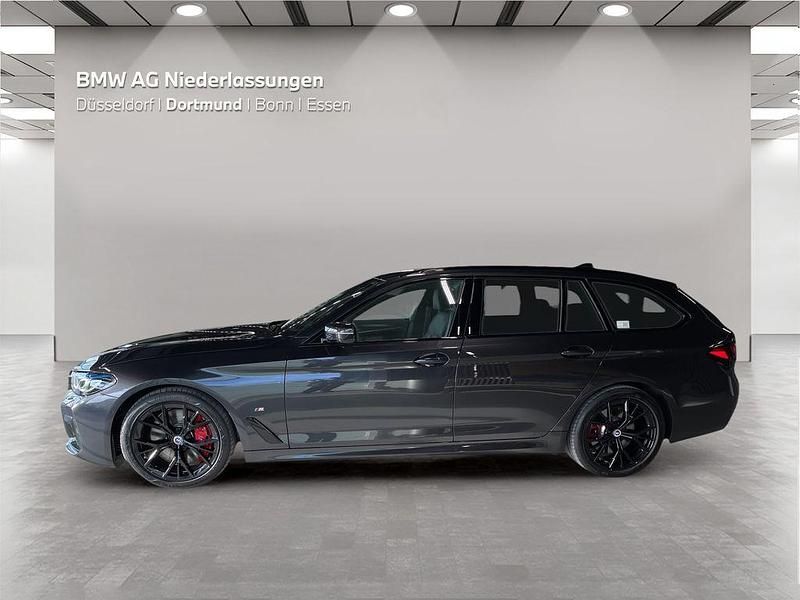 Gebraucht BMW 540 Shadowline 340 PS (250 kW) 2022 Grau Kombi