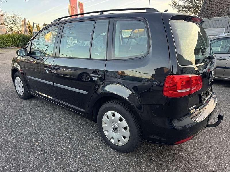 Gebraucht VW Touran Trendline 140 PS (102 kW) 2011 Schwarz Van / Kleinbus