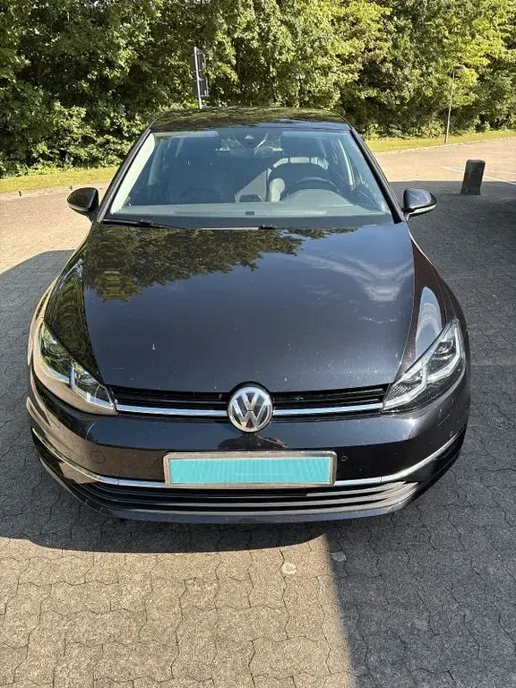 Gebraucht VW Golf VII Highline 150 PS (110 kW) 2017 Schwarz Limousine