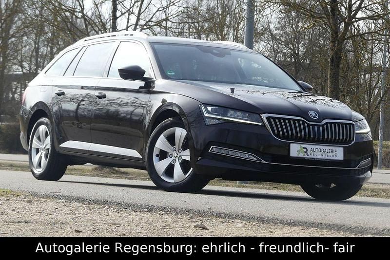 Gebraucht Skoda Superb Style 190 PS (139 kW) 2020 Grau Kombi