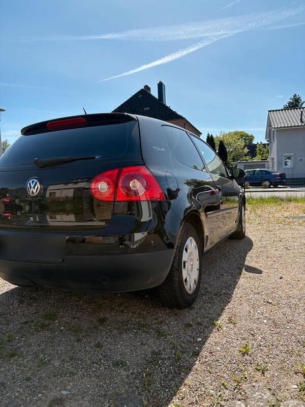 Schwarz Gebraucht 2007 VW Golf V Coupé | 2.500 € (Fairer Preis) - Bild 1/4
