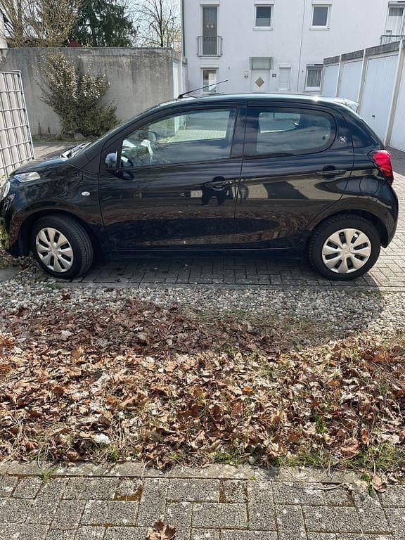 Gebraucht Citroën C1 Feel 72 PS (52 kW) 2021 Schwarz Kleinwagen