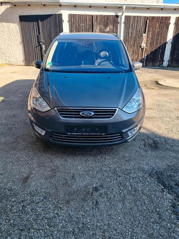 Gebraucht Ford Galaxy 140 PS (102 kW) 2015 Andere farben Van / Kleinbus